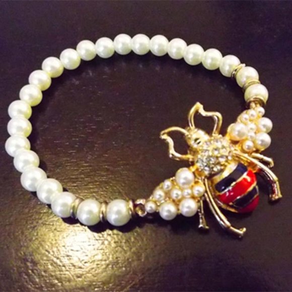 SAVE THE BEES | Jewelry | New Bumblebee Red Black Banded Bee Faux Perls ...